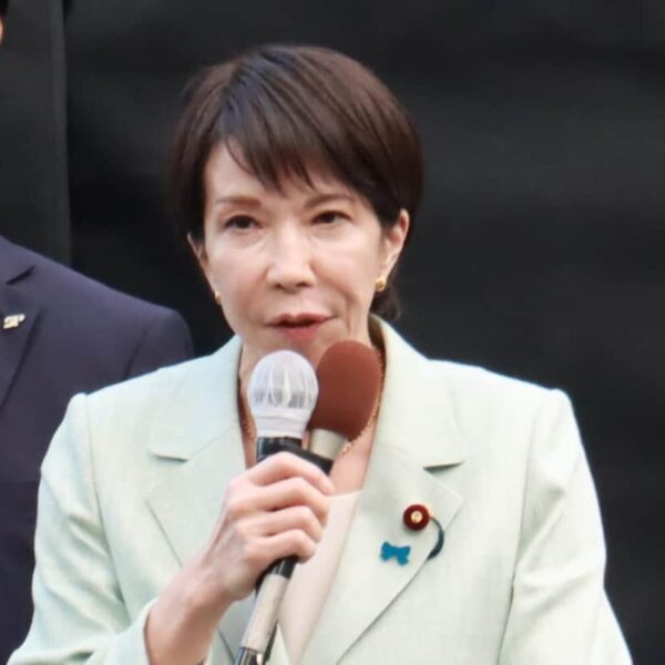 記者たちの独占暴露！高市総裁会見待機中、発言の真意と報道現場…