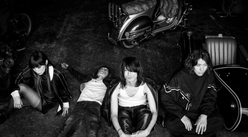 a flood of circle20周年記念ベストアルバム「革命未遂の蝶が見る夢」本日発売！
新曲「ロックンロール」ミュージックビデオ公開