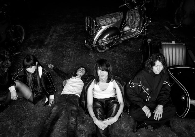 a flood of circle20周年記念ベストアルバム「革命未遂の蝶が見る夢」本日発売！
新曲「ロックンロール」ミュージックビデオ公開